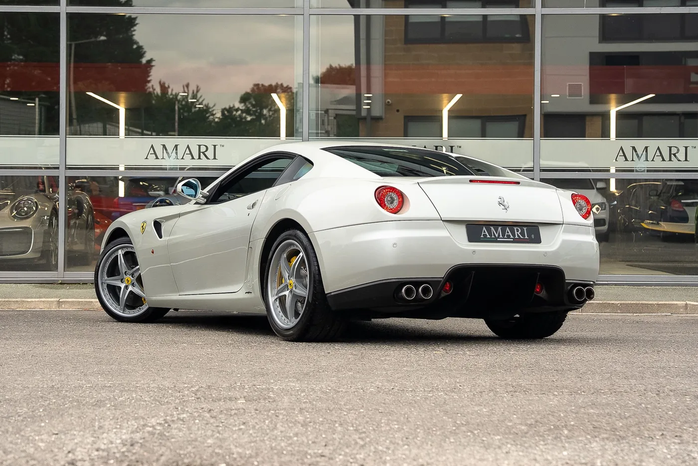 2008 Ferrari 599 GTB Fiorano offered by a supercar dealer in Preston, United Kingdom, photo 3 of 25