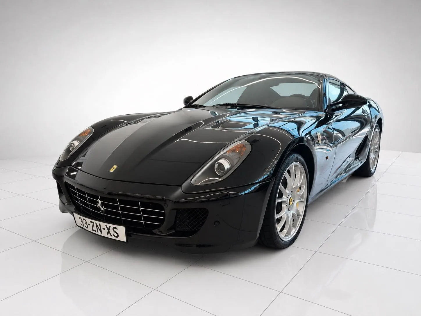 2008 Ferrari 599 GTB Fiorano angeboten von einem Supersportwagenhändler in Riga, Lettland, Hauptfoto