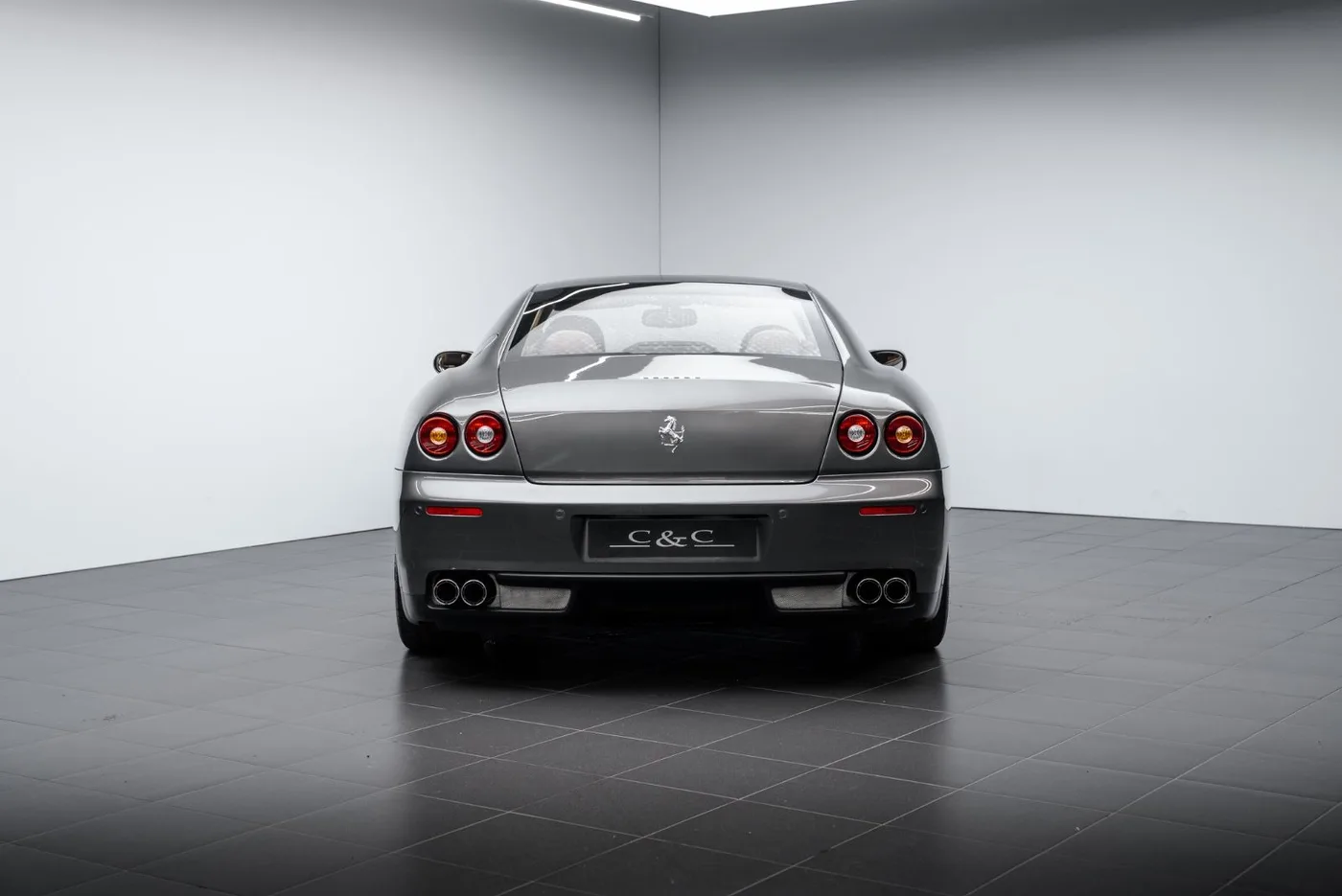 2008 Ferrari 612 Scaglietti F1 offered by a specialist dealer in Putzbrunn, Germany, photo 4 of 17