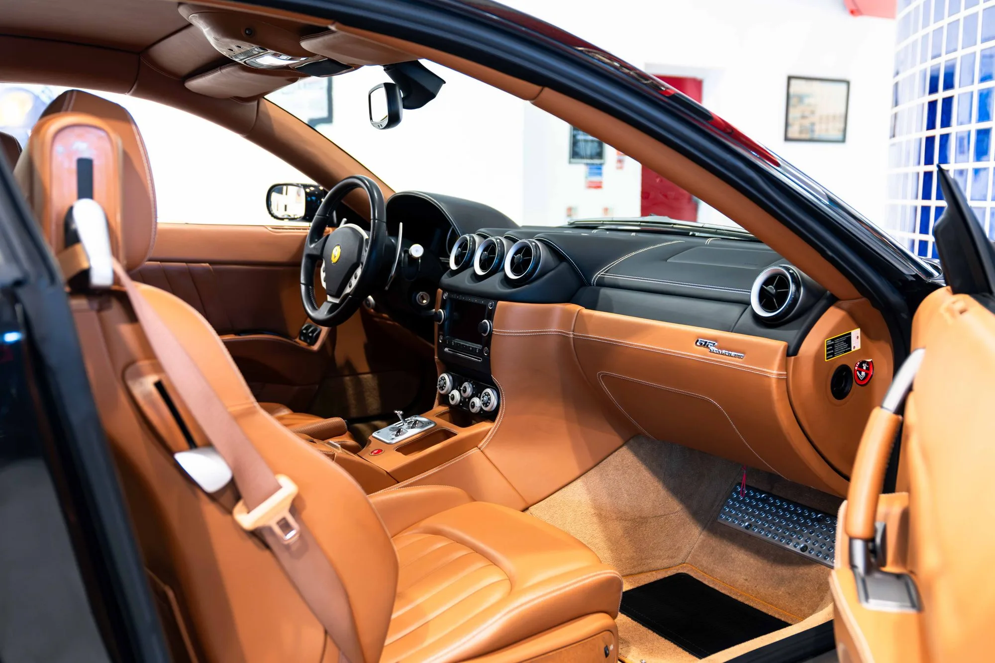 2008 Ferrari 612 Scaglietti, 15/18
