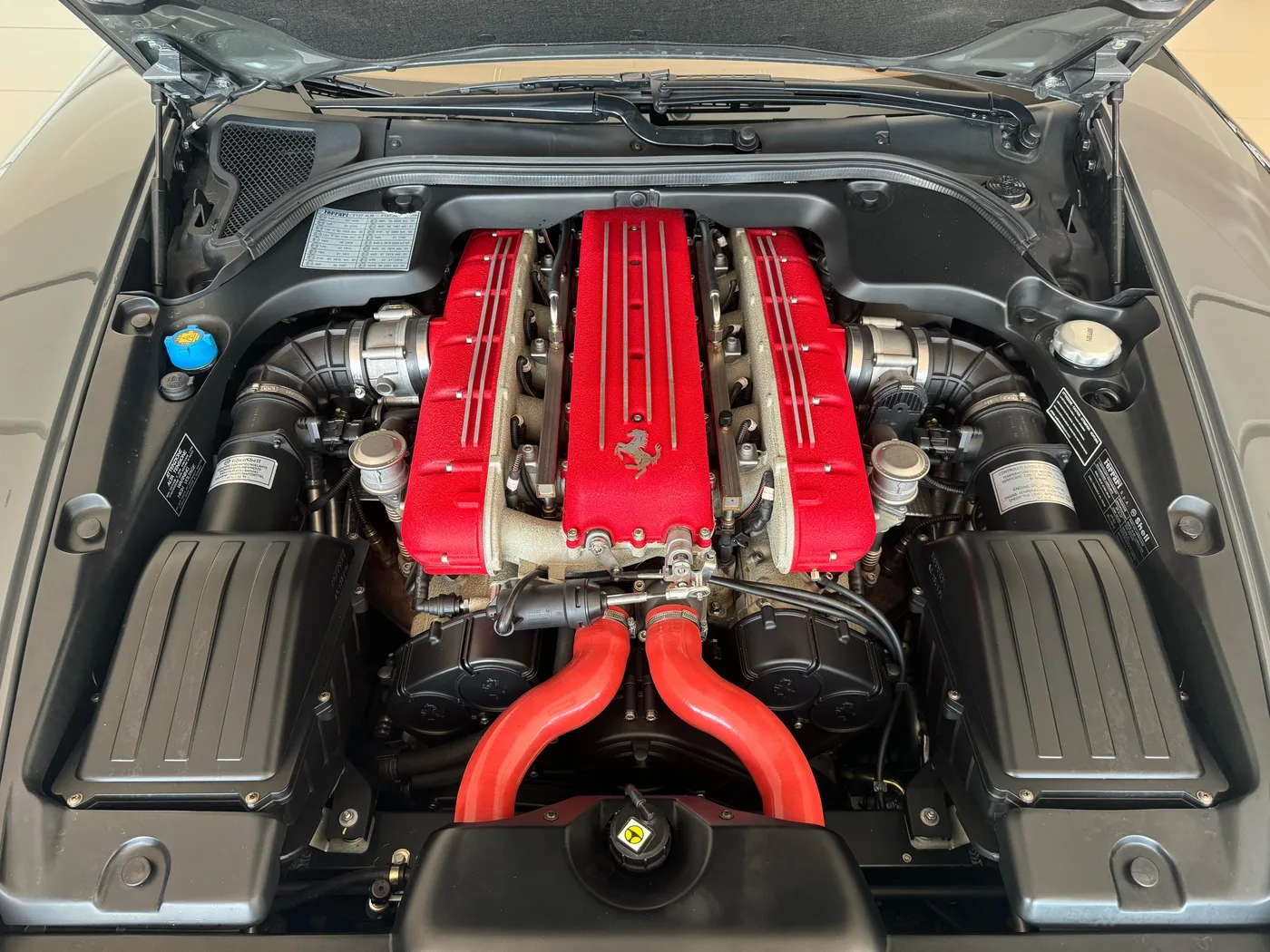 2008 Ferrari 612 Scaglietti offered by a specialist dealer in Frankfurt am Main, Germany, photo 7 of 15