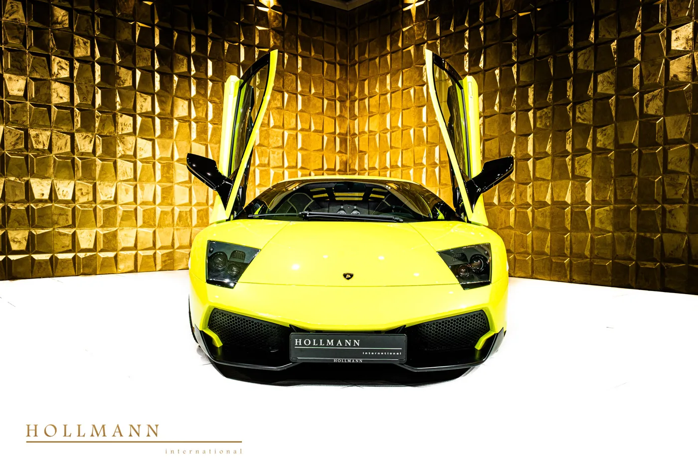 2008 Lamborghini Murciélago proposée par un concessionnaire spécialisé à Stuhr, Allemagne, photo 3 sur 8