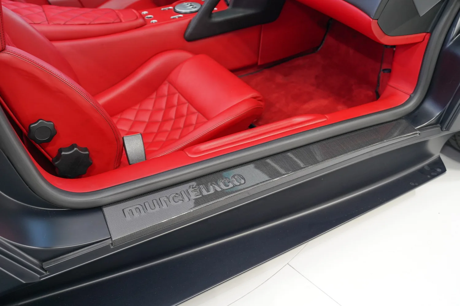 2008 Lamborghini Murciélago LP 640 Roadster Ad Personam, 10/17