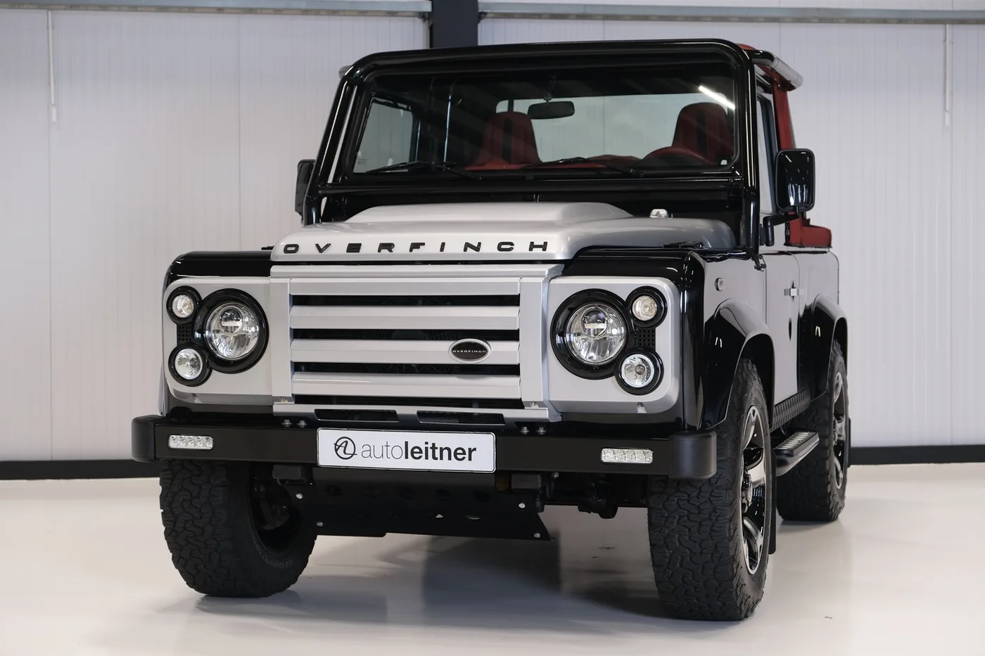 2008 Land Rover Defender 90 SVX angeboten von einem Oldtimerhändler in Alkmaar, Niederlande, Foto 5 von 15