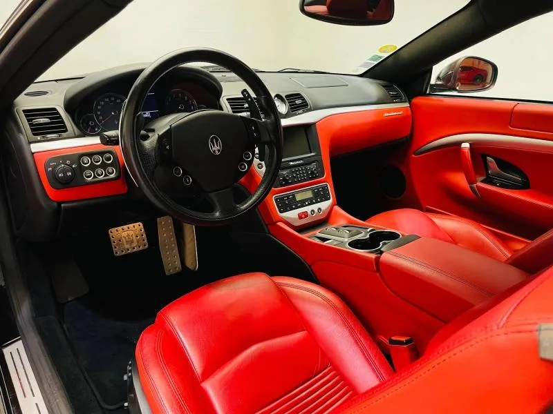 2008 Maserati GranTurismo S, 2/17