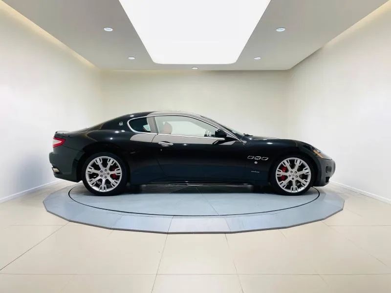 2008 Maserati GranTurismo S, 7/17