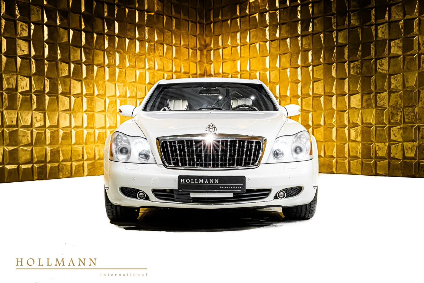 2008 Maybach 62 S offered by a specialist dealer in Stuhr, Germany, photo 7 of 8