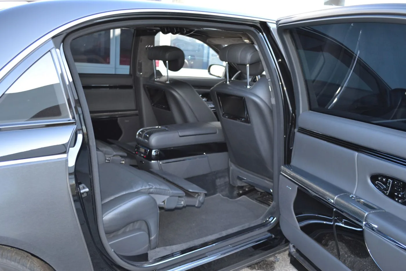2008 Maybach 62 S angeboten von einem Fachhändler in Písek, Tschechien, Foto 16 von 18