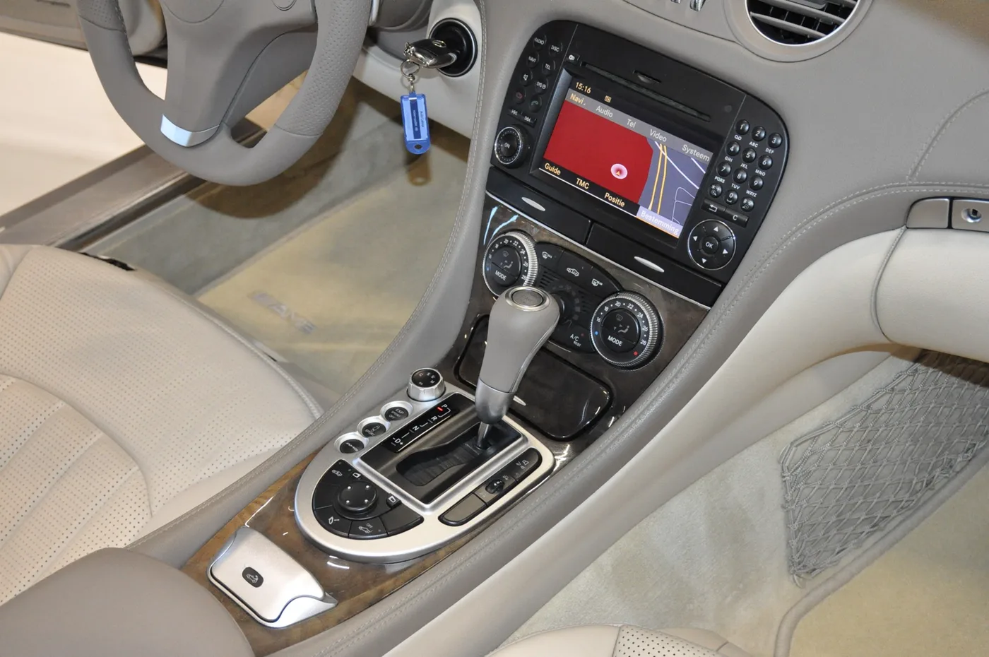 2008 Mercedes-AMG SL 63 offered by a collector car dealer in Alkmaar, Netherlands, photo 10 of 15