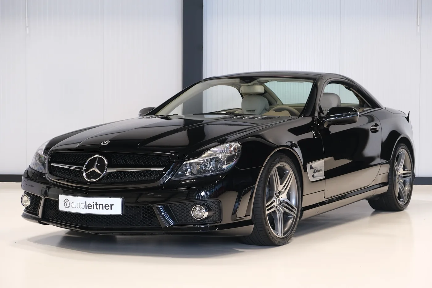 2008 Mercedes-AMG SL 63 offered by a collector car dealer in Alkmaar, Netherlands, photo 15 of 15