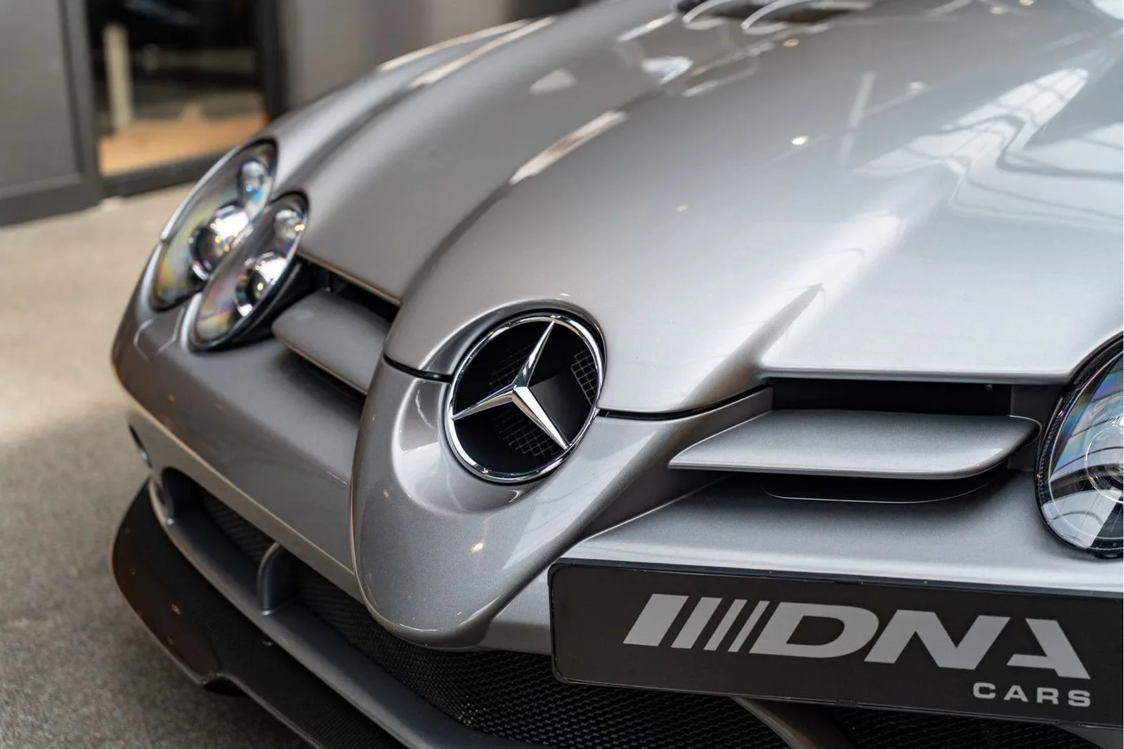 2008 Mercedes-Benz SLR McLaren 722 S Roadster, 17/30