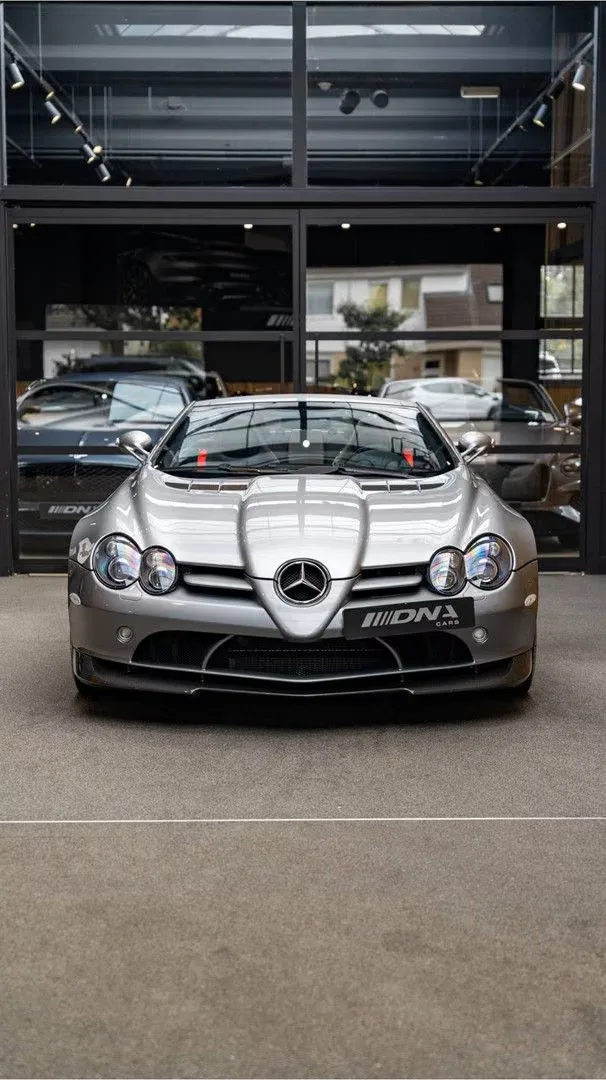 2008 Mercedes-Benz SLR McLaren 722 S Roadster, 28/30