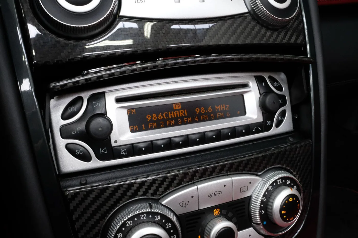 2008 Mercedes-Benz SLR McLaren Roadster offered by a specialist dealer in Nuremberg, Germany, photo 15 of 15