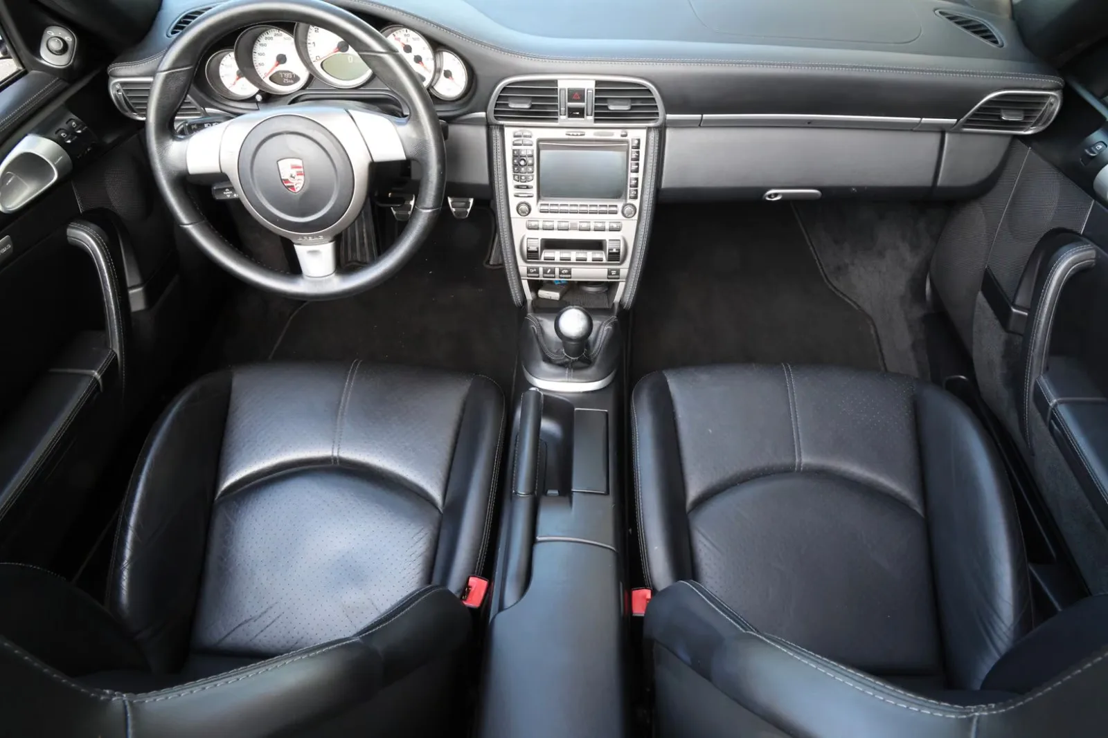2008 Porsche 911 Carrera 4S Cabriolet, 3/24