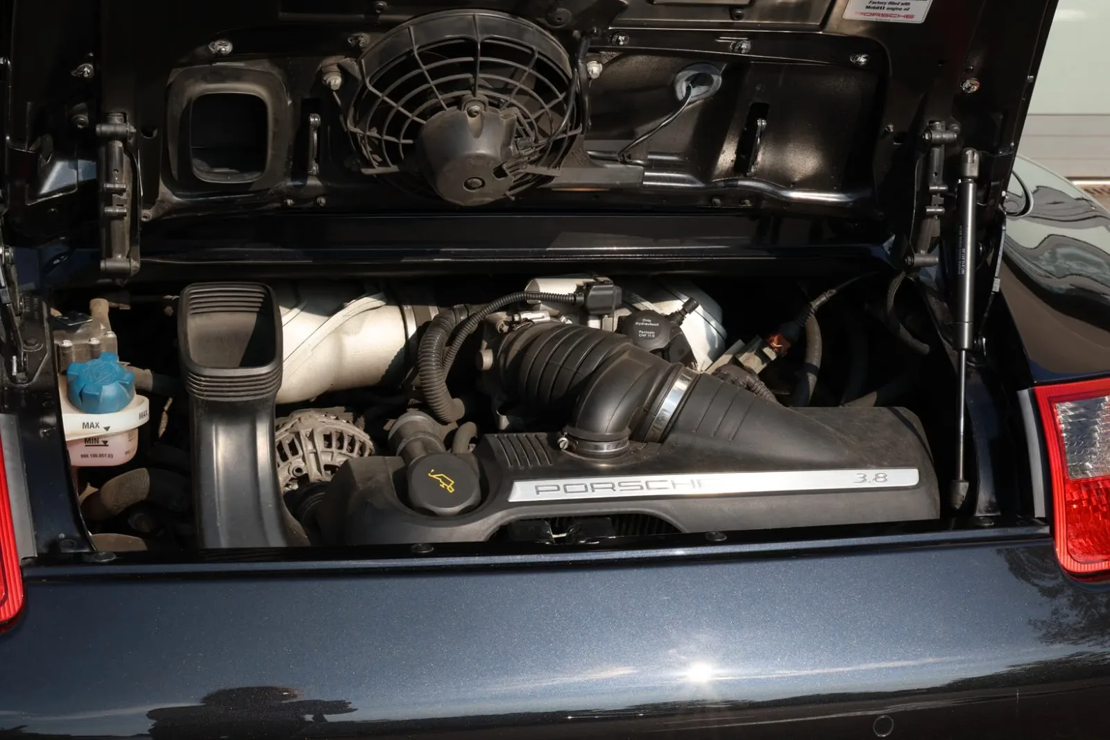 2008 Porsche 911 Carrera 4S Cabriolet, 22/24