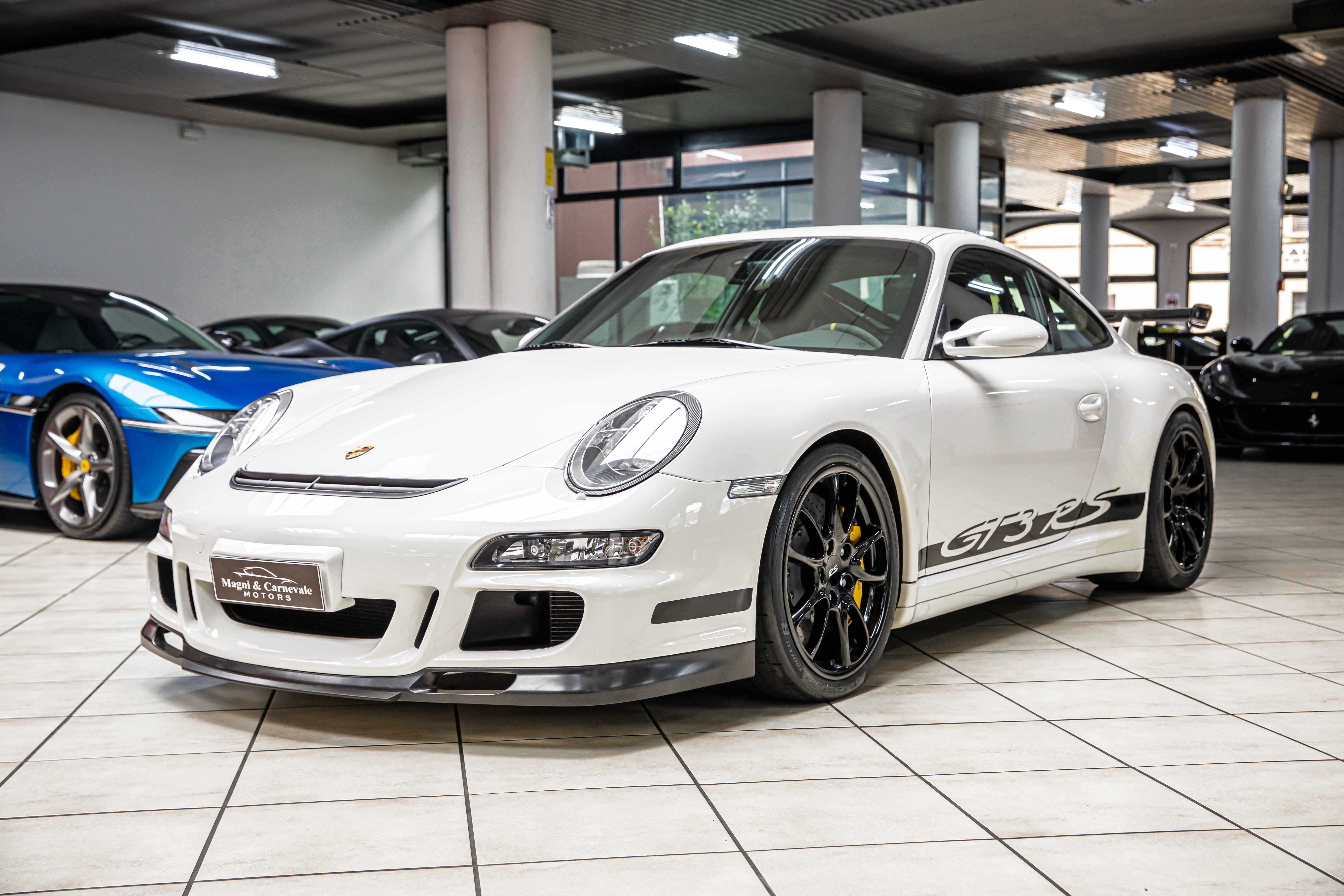 2008 Porsche 911 GT3 RS proposée par un concessionnaire spécialisé à Milan, Italie, photo 8 sur 20