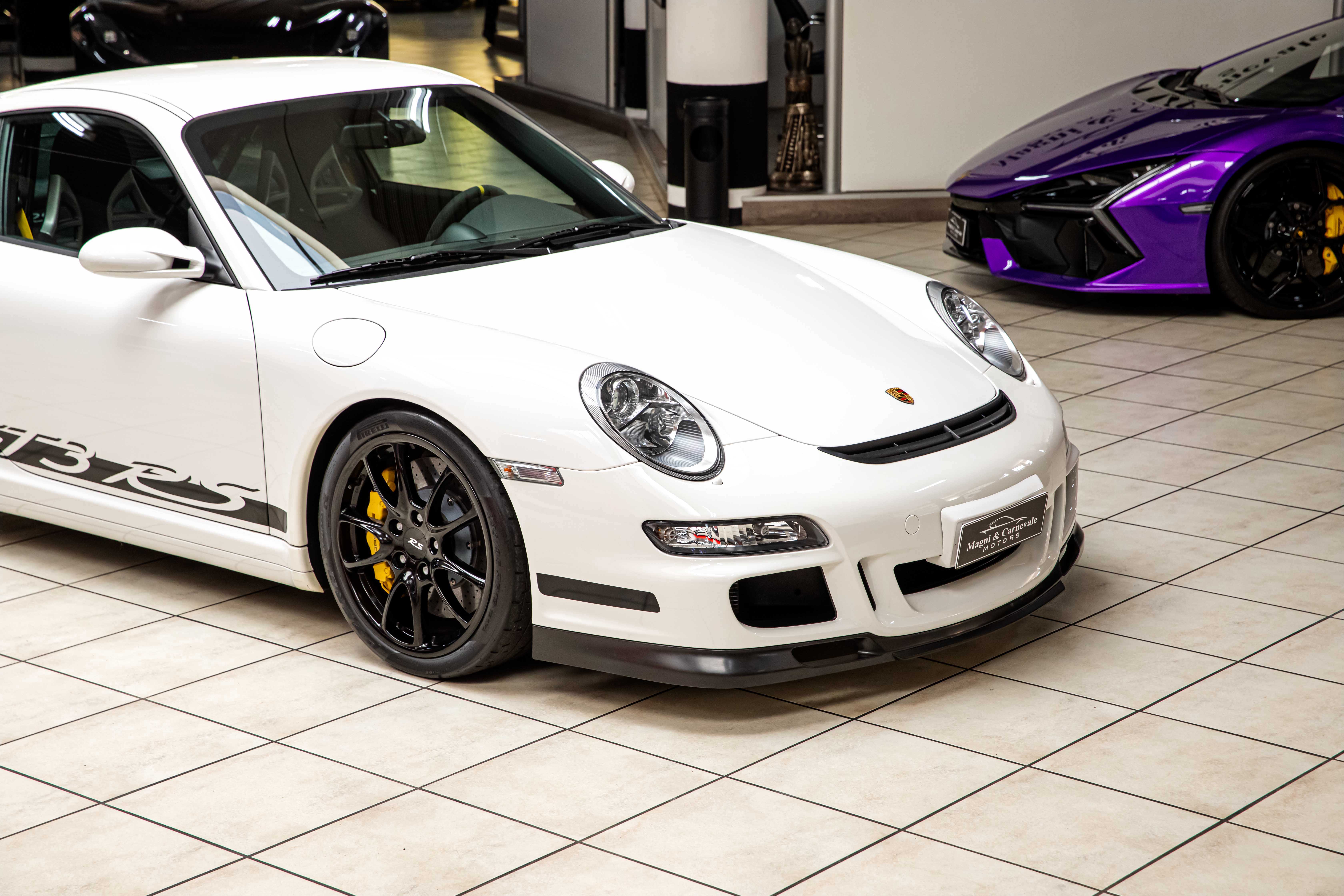 2008 Porsche 911 GT3 RS proposée par un concessionnaire spécialisé à Milan, Italie, photo 18 sur 20