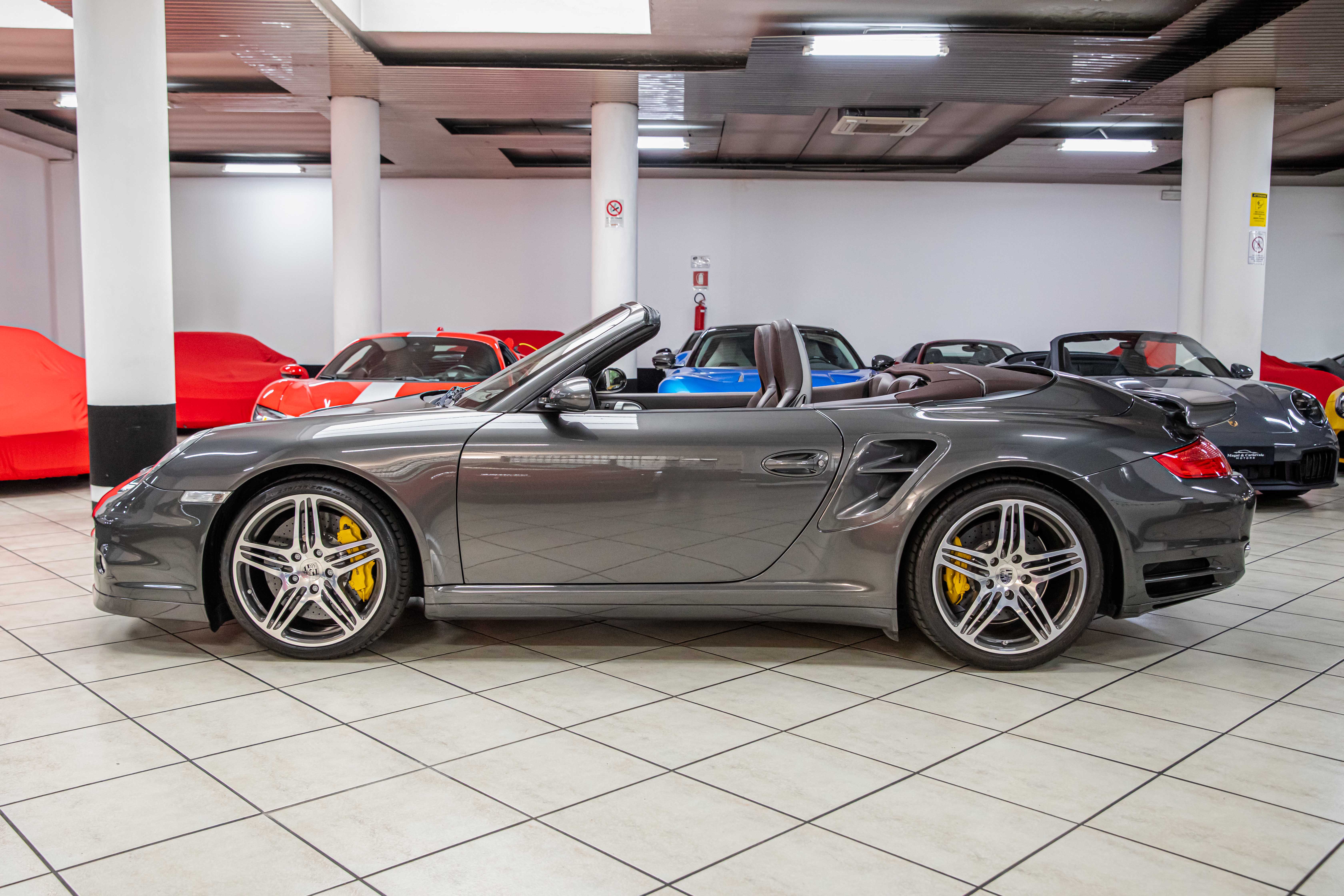 2008 Porsche 911 Turbo Cabriolet MK1 offered by a specialist dealer in Milan, Italy, photo 12 of 20