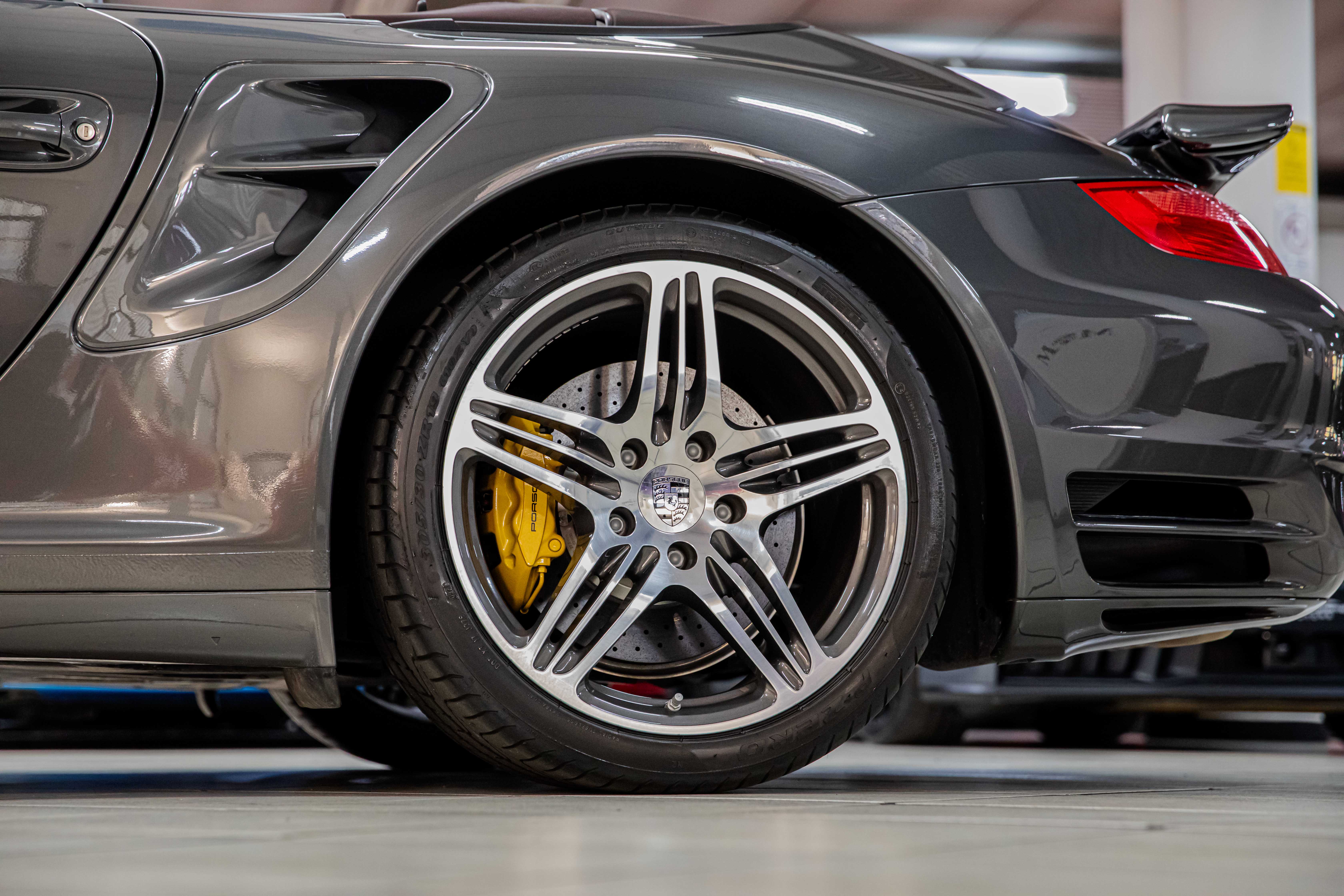 2008 Porsche 911 Turbo Cabriolet MK1 offered by a specialist dealer in Milan, Italy, photo 16 of 20