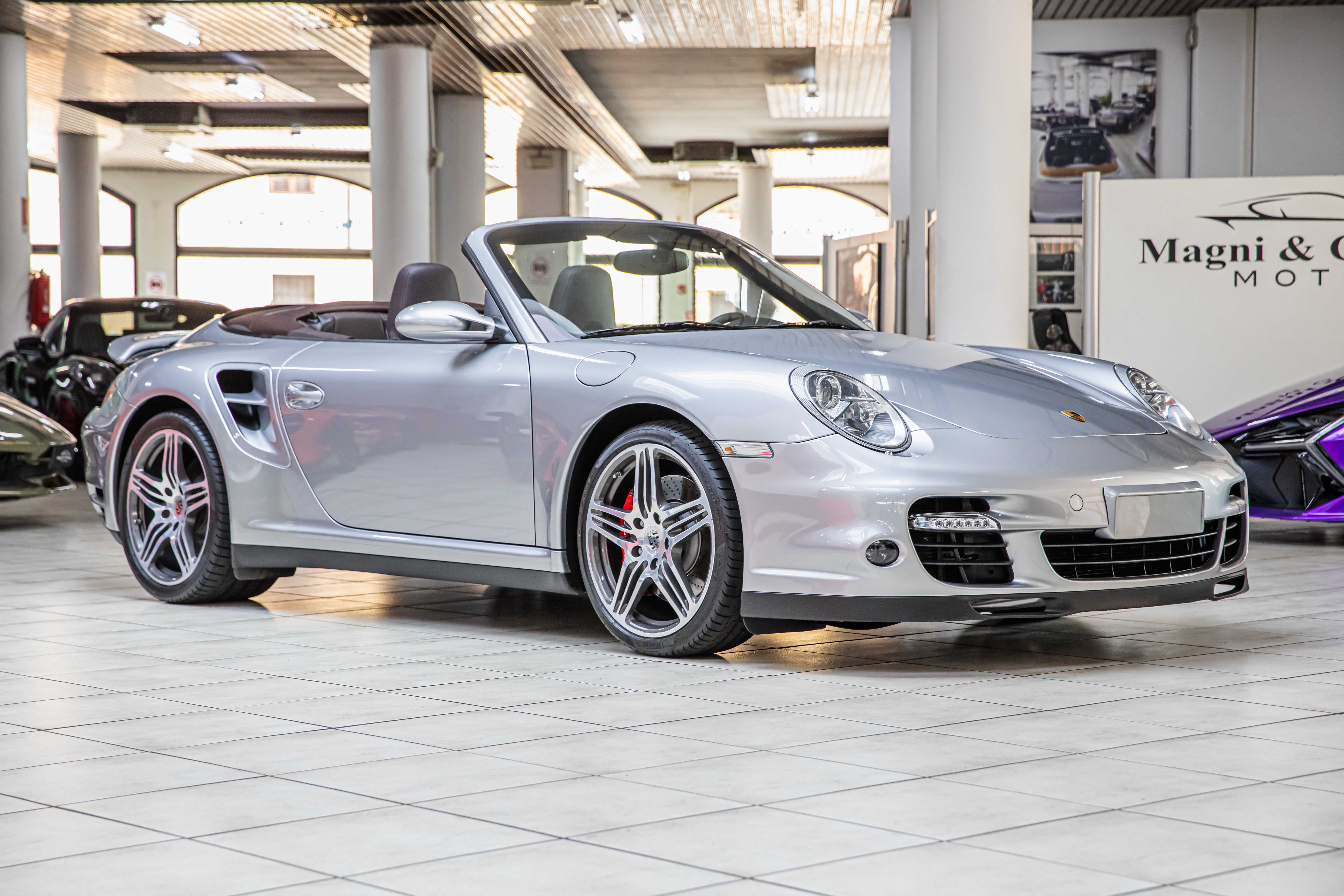 2008 Porsche 911 Turbo Cabriolet MK1 proposée par un concessionnaire spécialisé à Milan, Italie, photo 4 sur 20