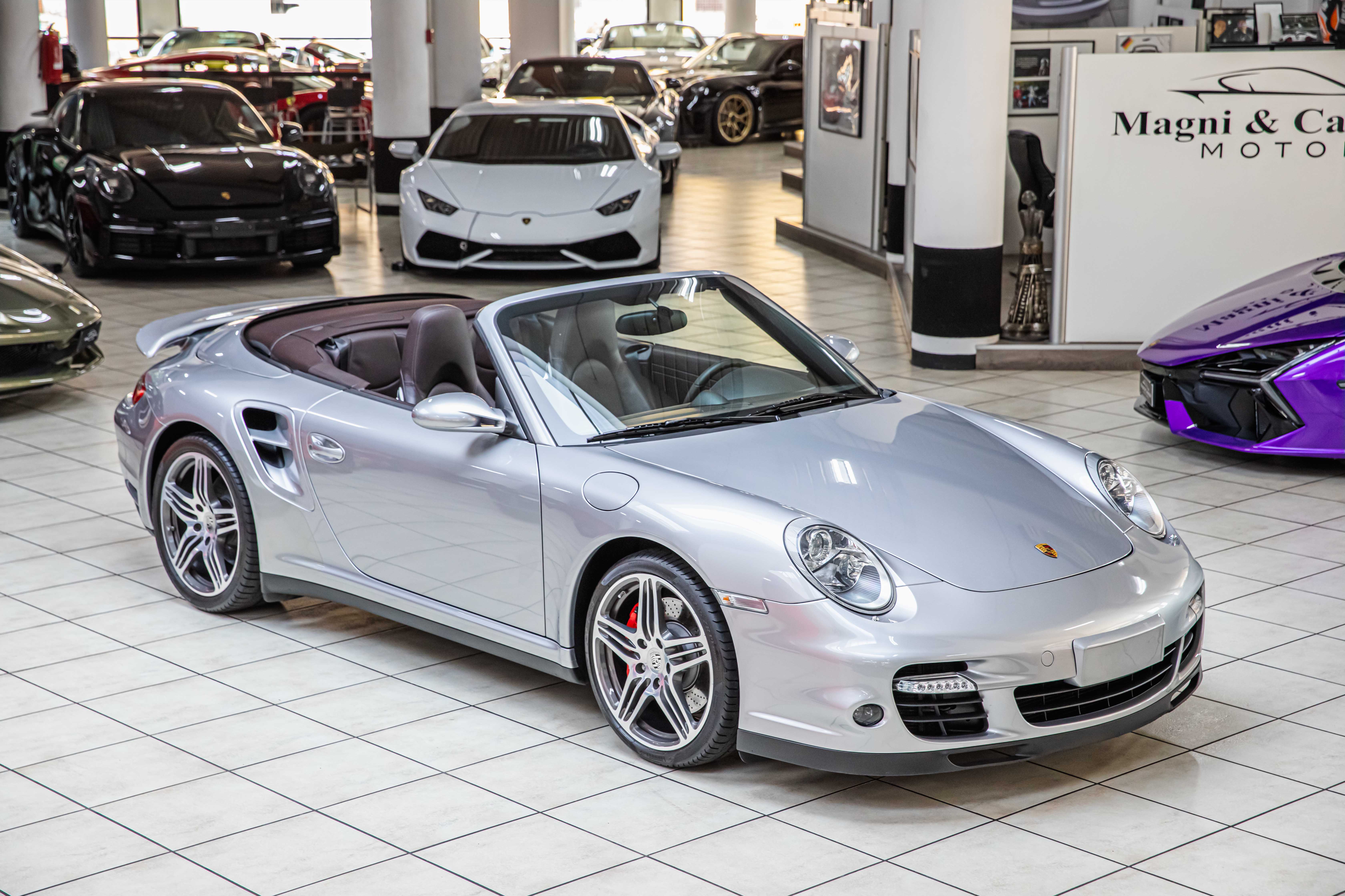 2008 Porsche 911 Turbo Cabriolet MK1 proposée par un concessionnaire spécialisé à Milan, Italie, photo 5 sur 20