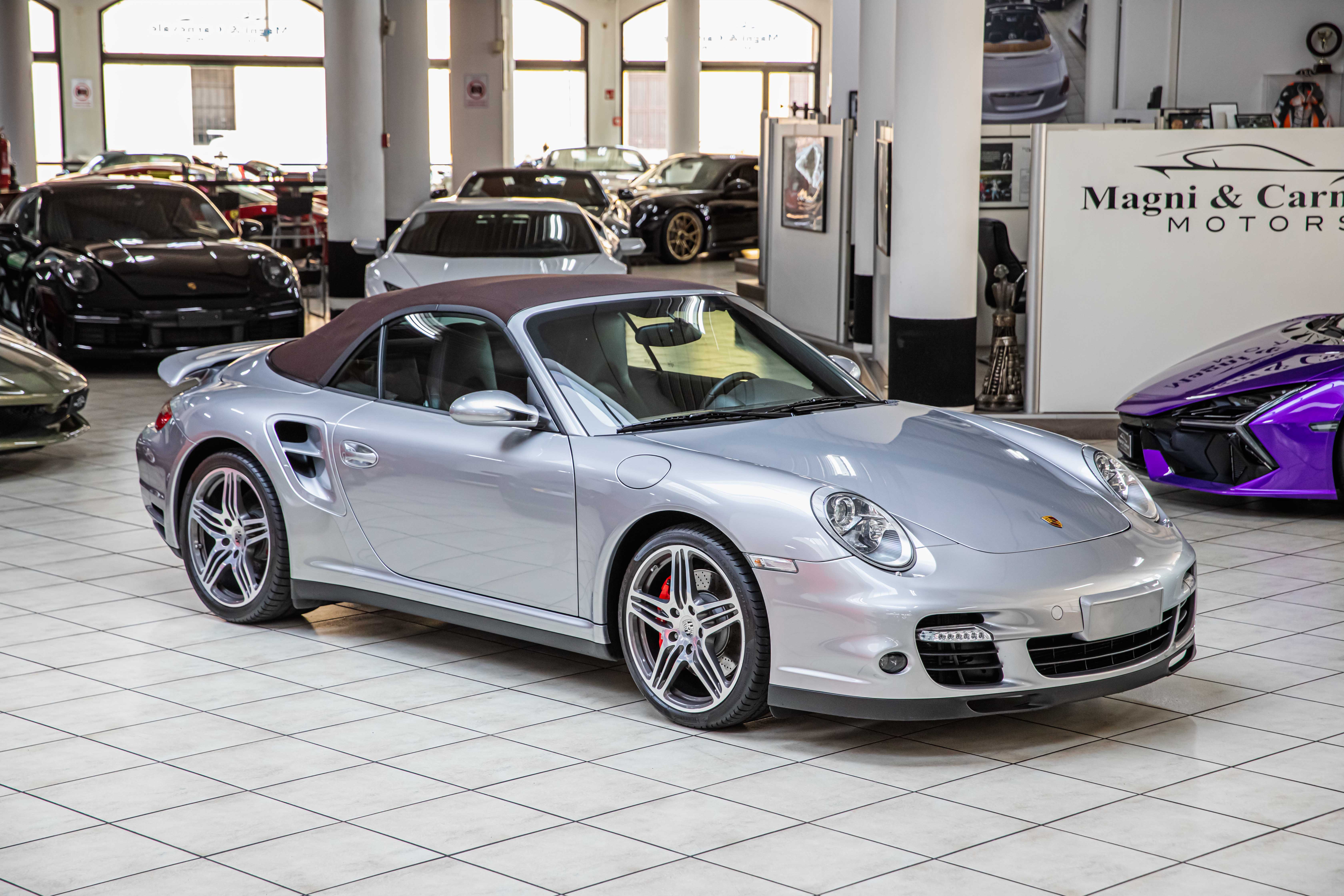 2008 Porsche 911 Turbo Cabriolet MK1 proposée par un concessionnaire spécialisé à Milan, Italie, photo 6 sur 20