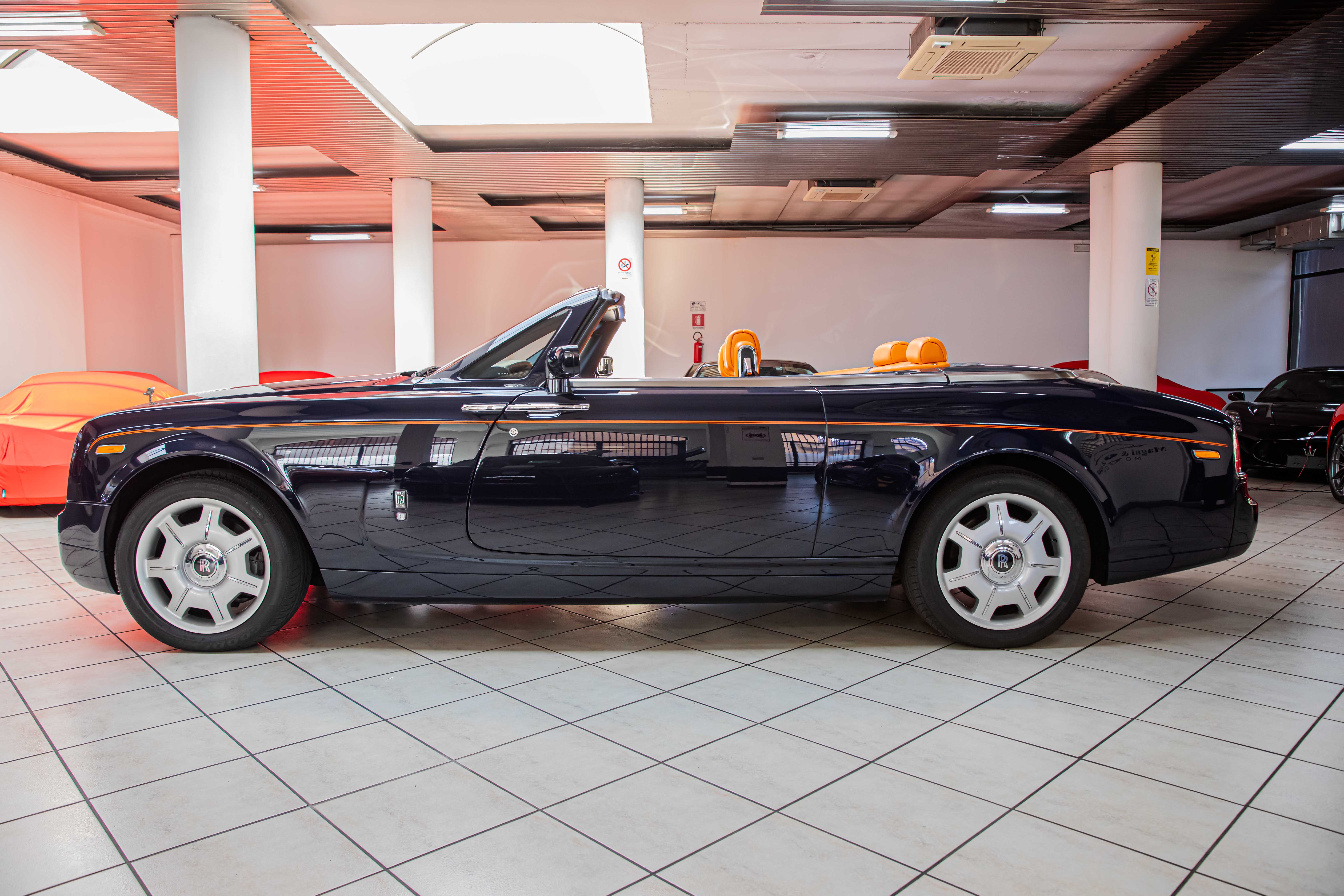 2008 Rolls-Royce Phantom Drophead Coupé angeboten von einem Fachhändler in Milan, Italien, Foto 13 von 20