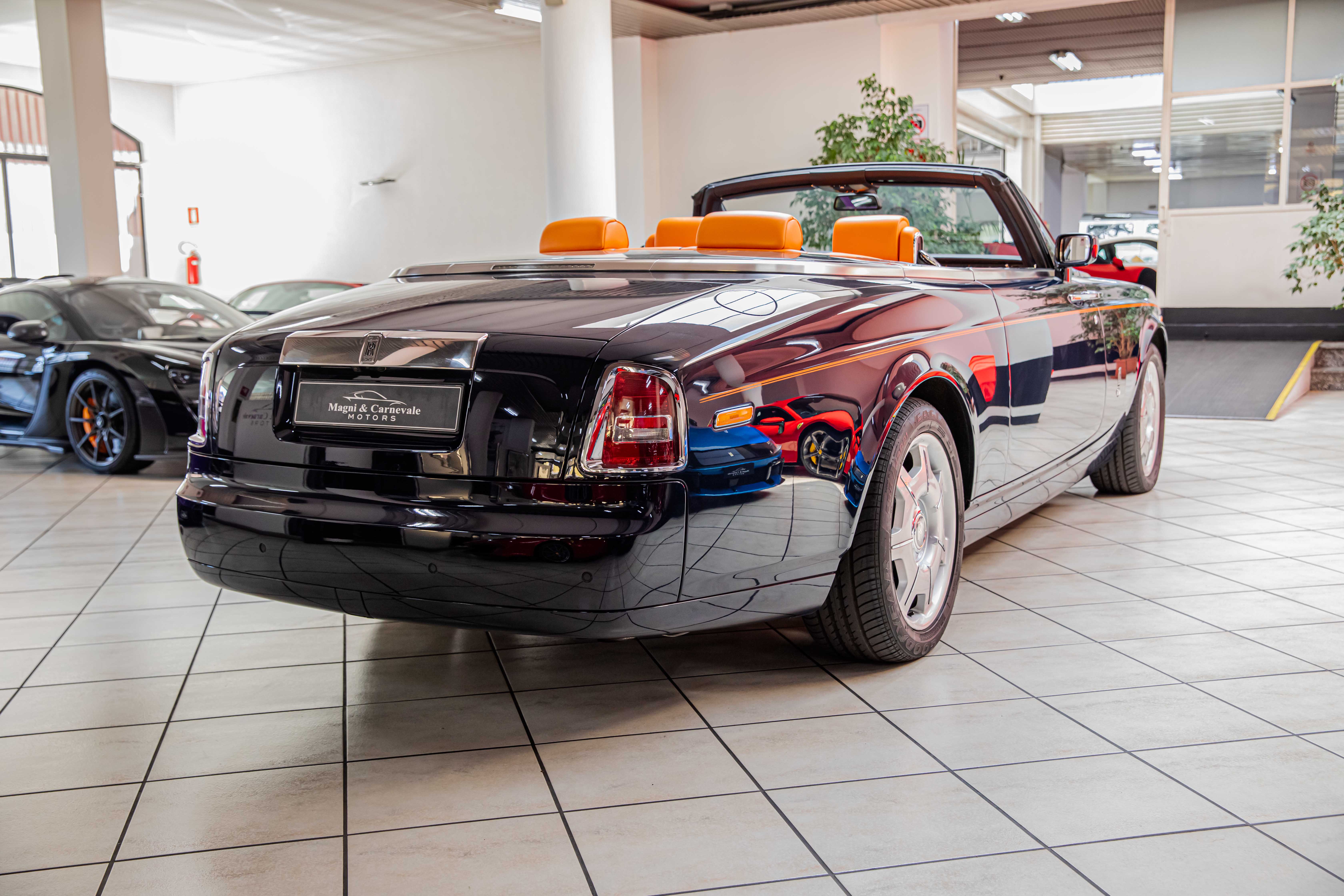 2008 Rolls-Royce Phantom Drophead Coupé angeboten von einem Fachhändler in Milan, Italien, Foto 15 von 20