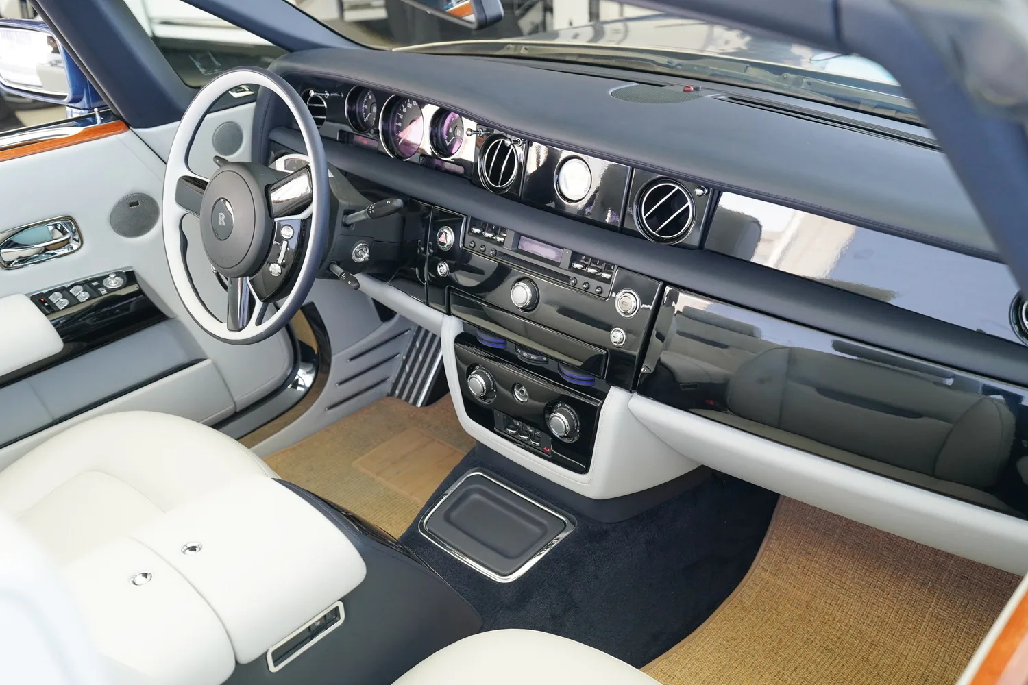 2008 Rolls-Royce Phantom Drophead Coupé, 13/13