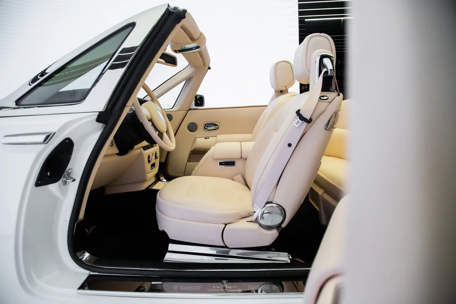 2008 Rolls-Royce Phantom Drophead Coupé, 3/14