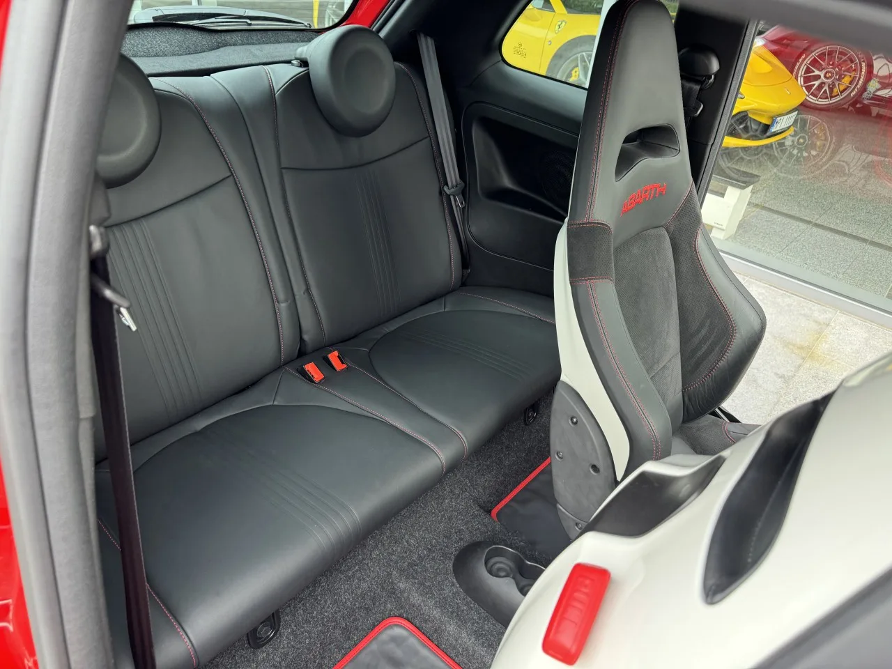 2009 Abarth 500 angeboten von einem Fachhändler in Písek, Tschechien, Foto 11 von 16