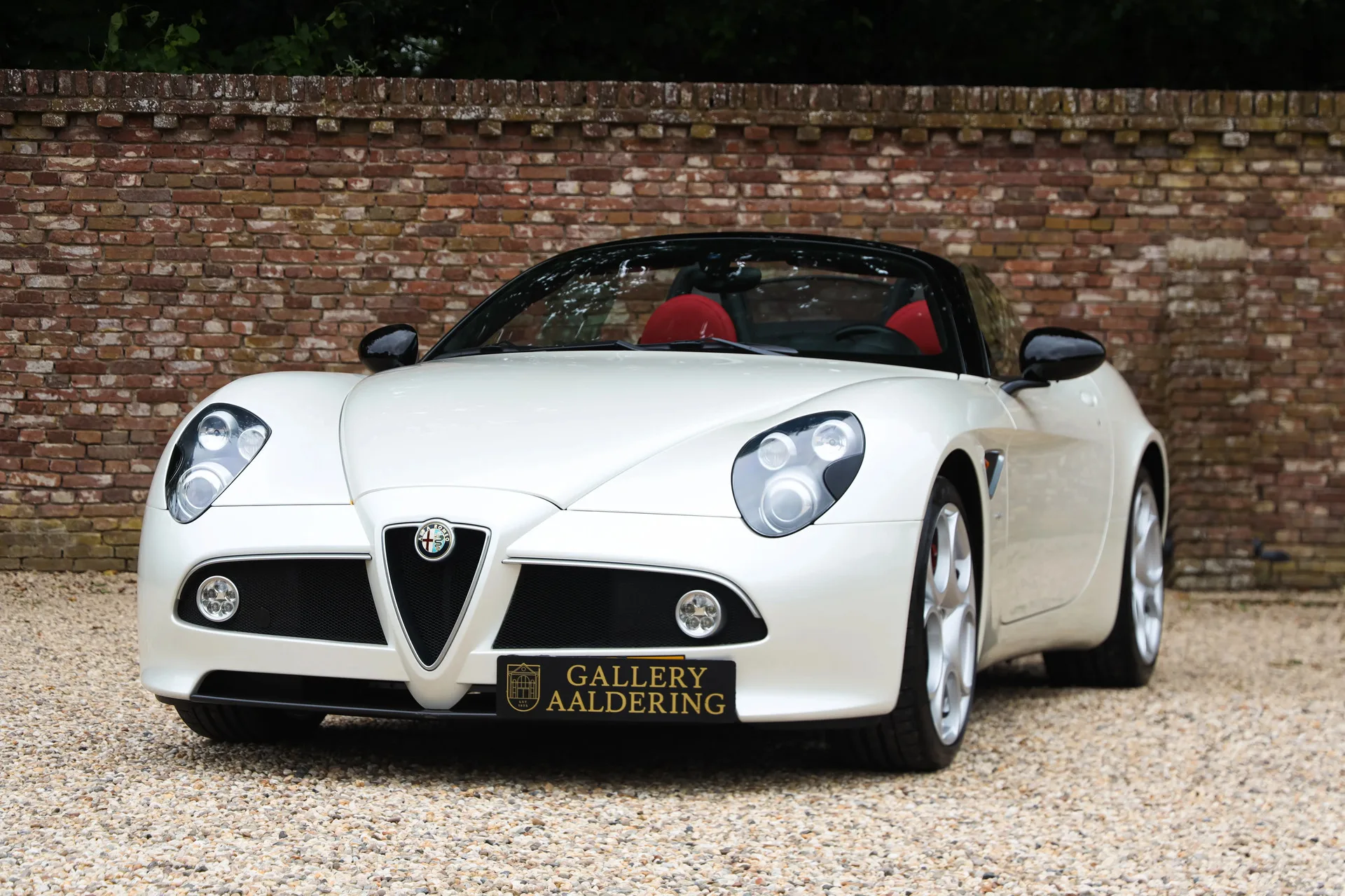 2009 Alfa Romeo 8C Spider, 2/30