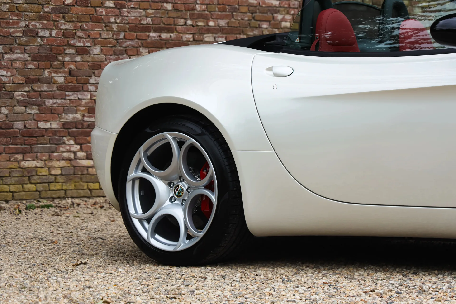 2009 Alfa Romeo 8C Spider, 20/30