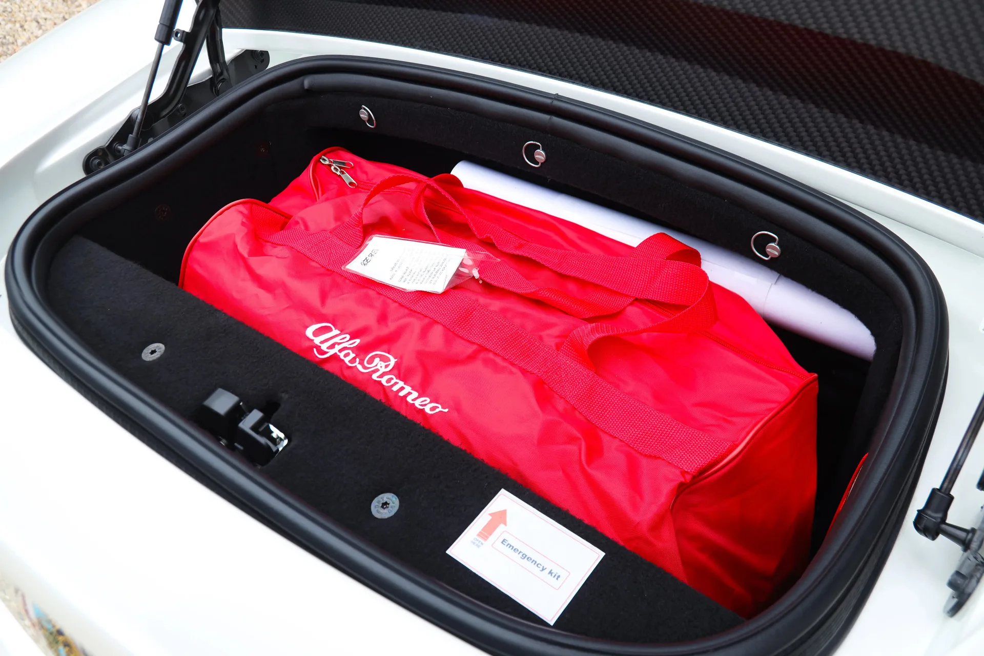 2009 Alfa Romeo 8C Spider, 26/30