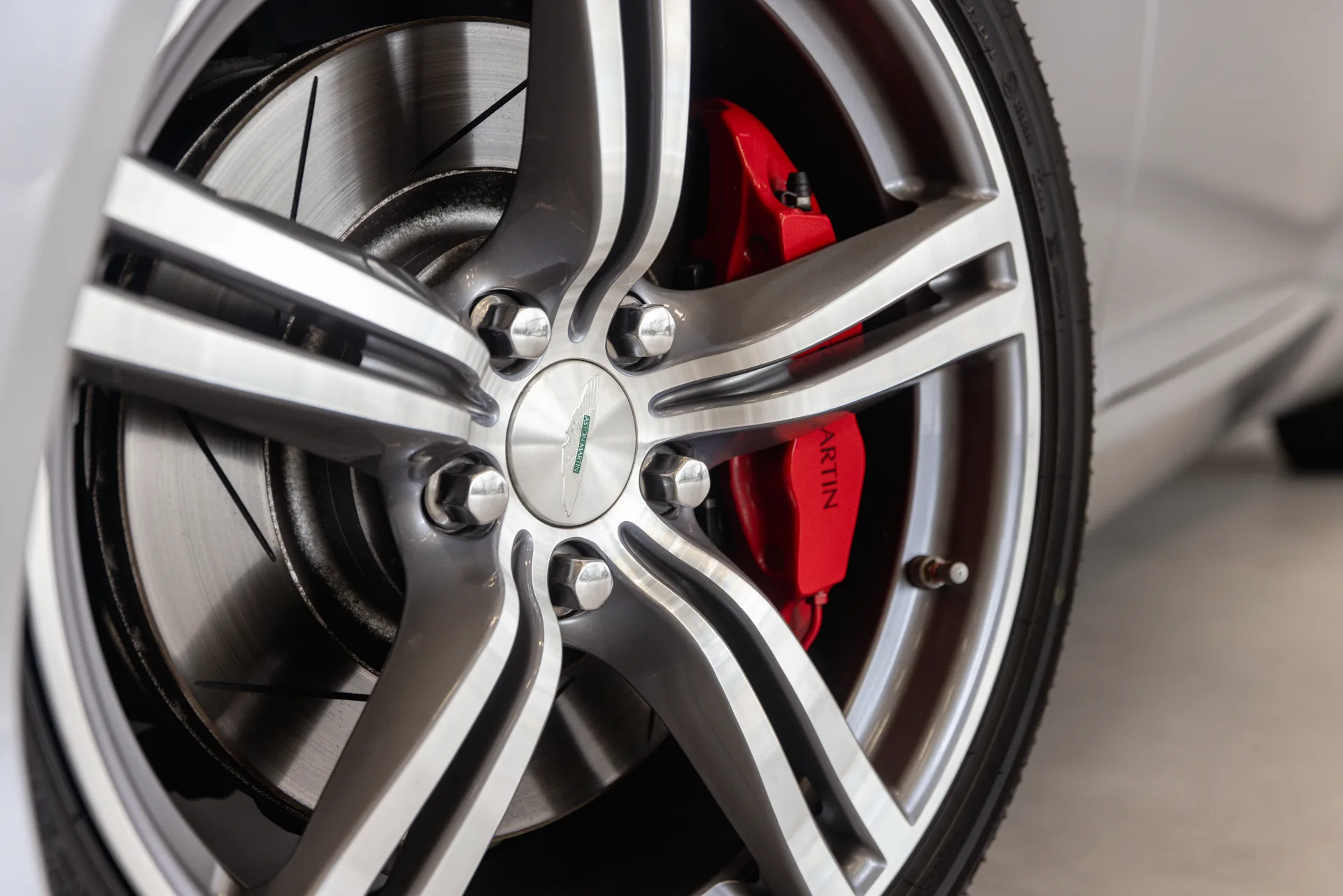 2009 Aston Martin DB9, 18/28