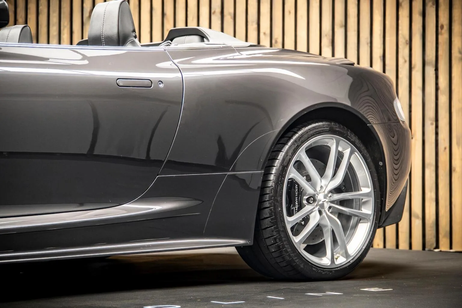 2009 Aston Martin DBS Volante, 16/30