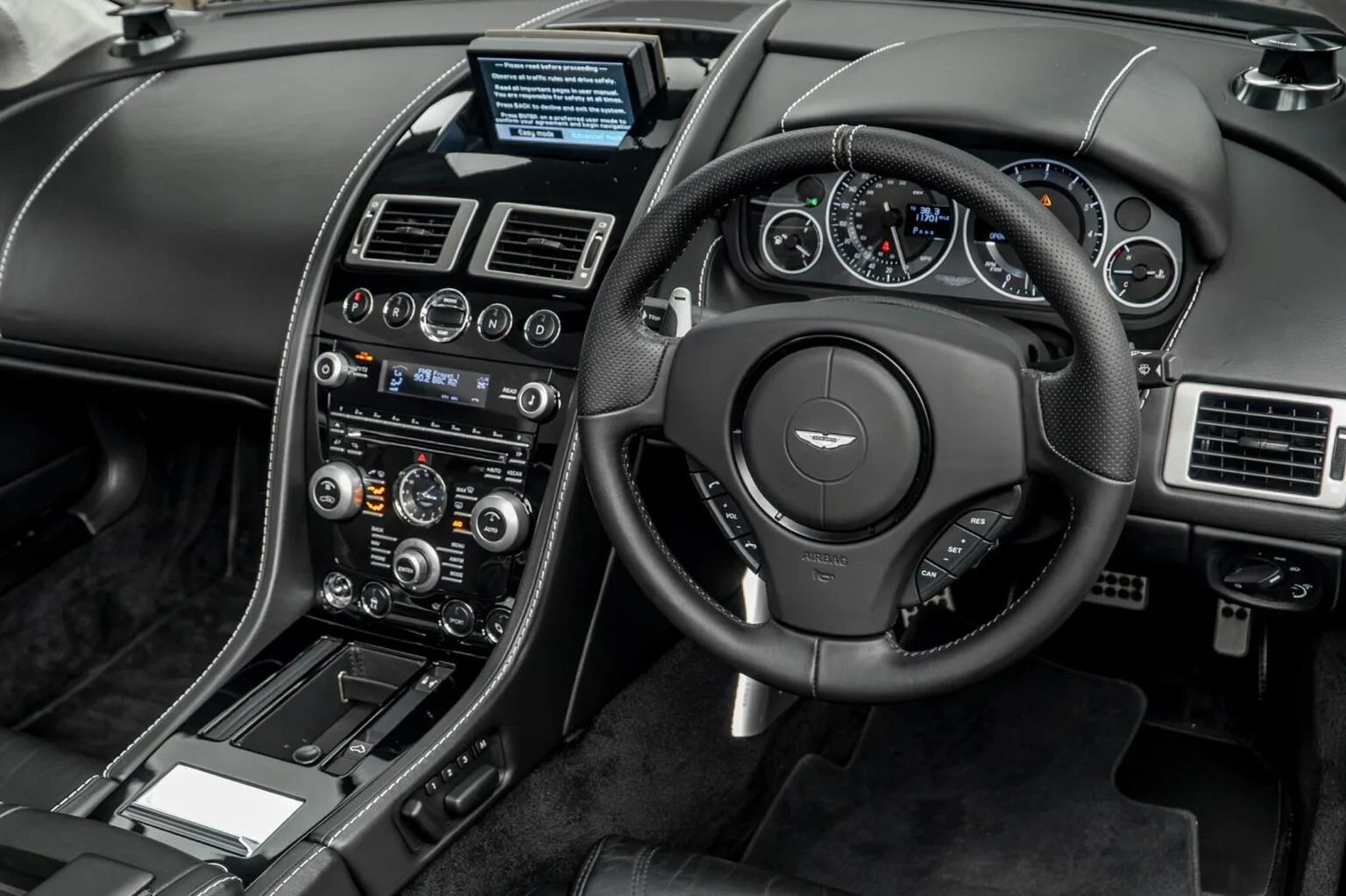 2009 Aston Martin DBS Volante, 23/30