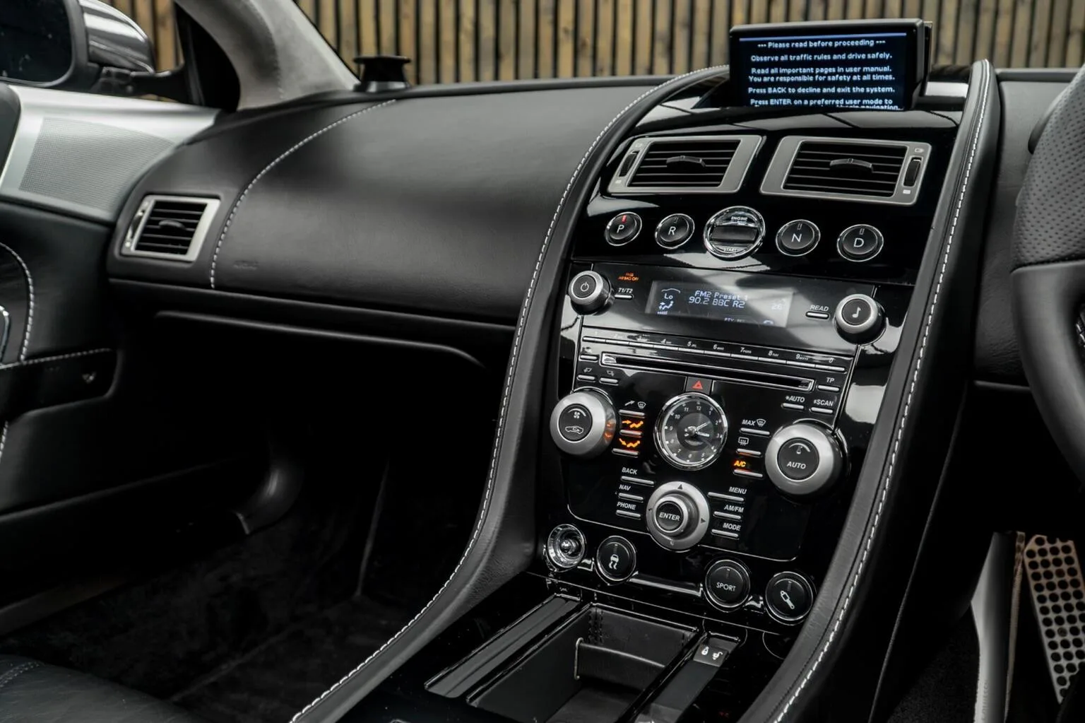 2009 Aston Martin DBS Volante, 25/30