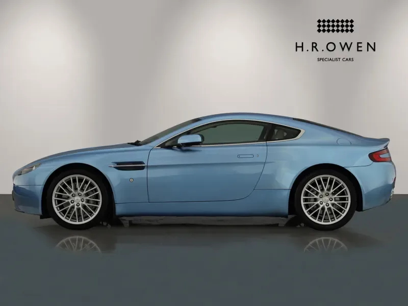 2009 Aston Martin Vantage, 8/30