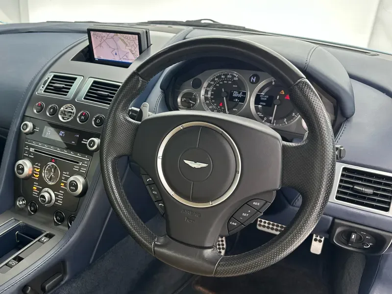 2009 Aston Martin Vantage, 27/30