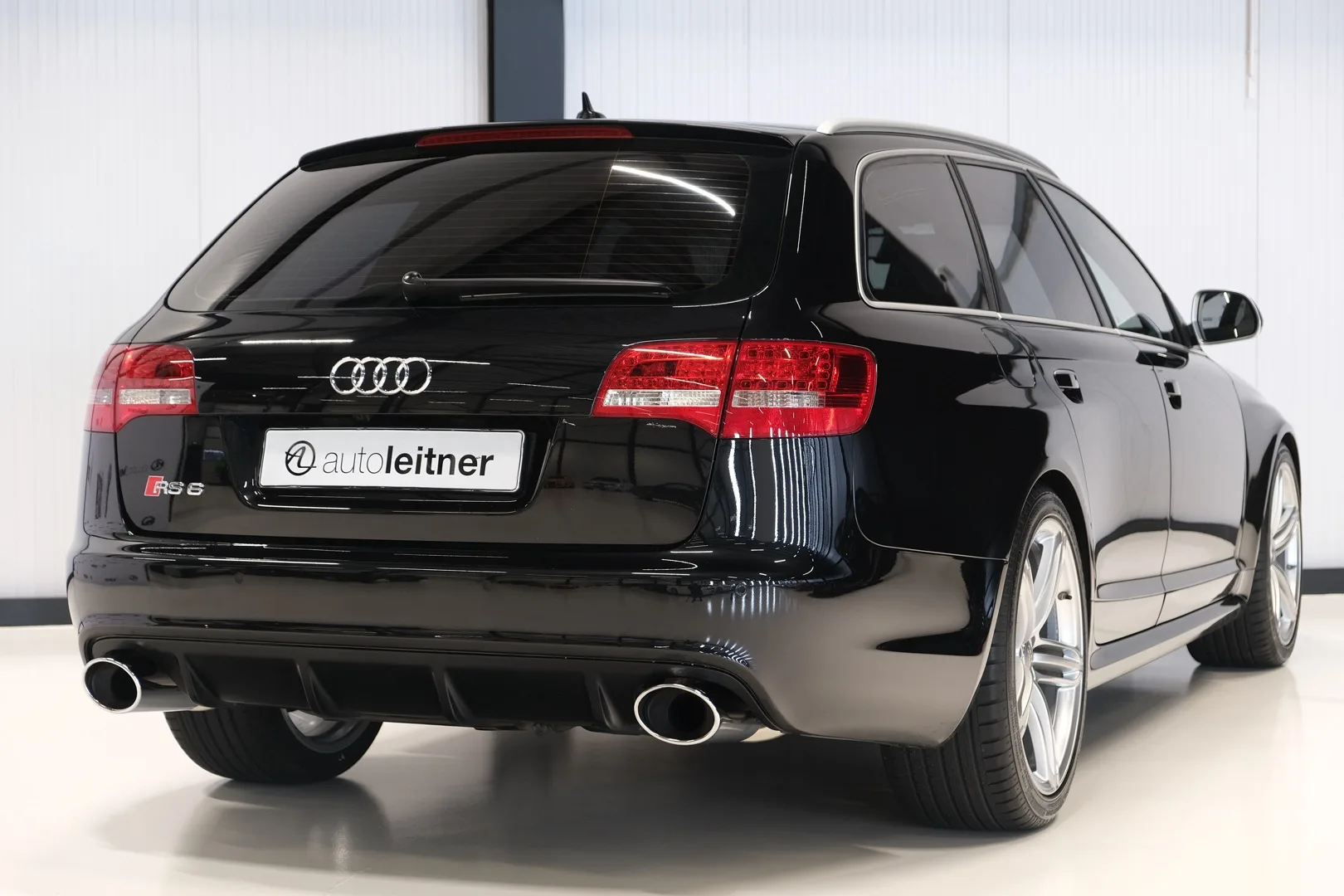 2009 Audi RS6 Avant Exclusive, 9/30