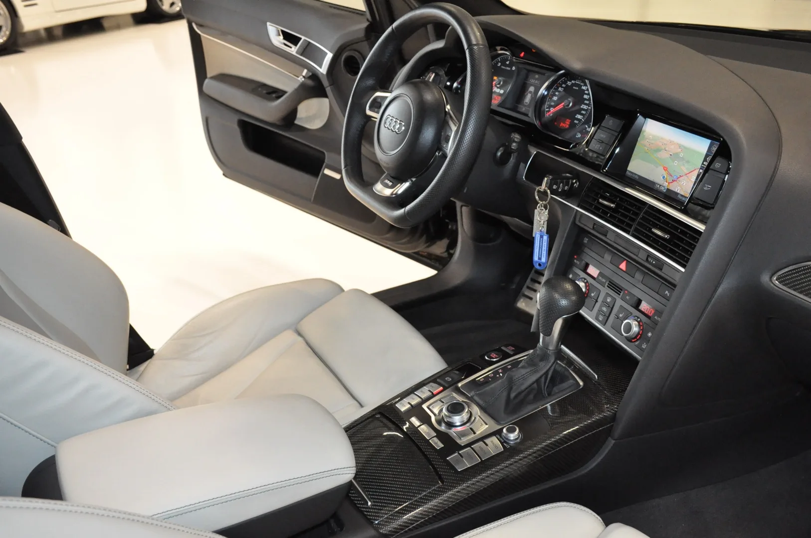 2009 Audi RS6 Avant Exclusive, 10/30