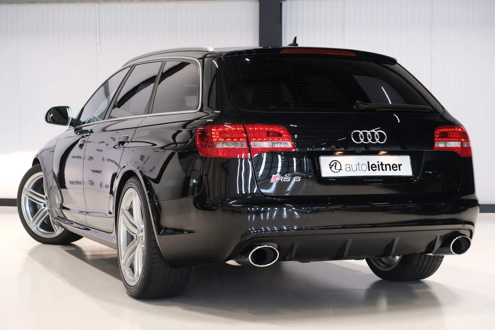 2009 Audi RS6 Avant Exclusive, 23/30