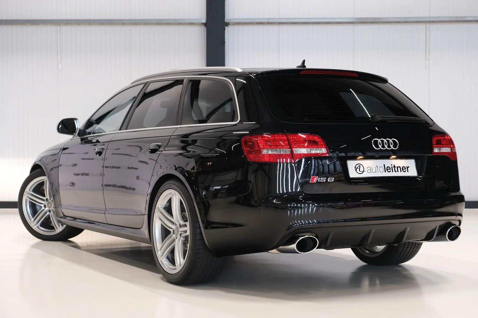 2009 Audi RS6 Avant Exclusive, 29/30