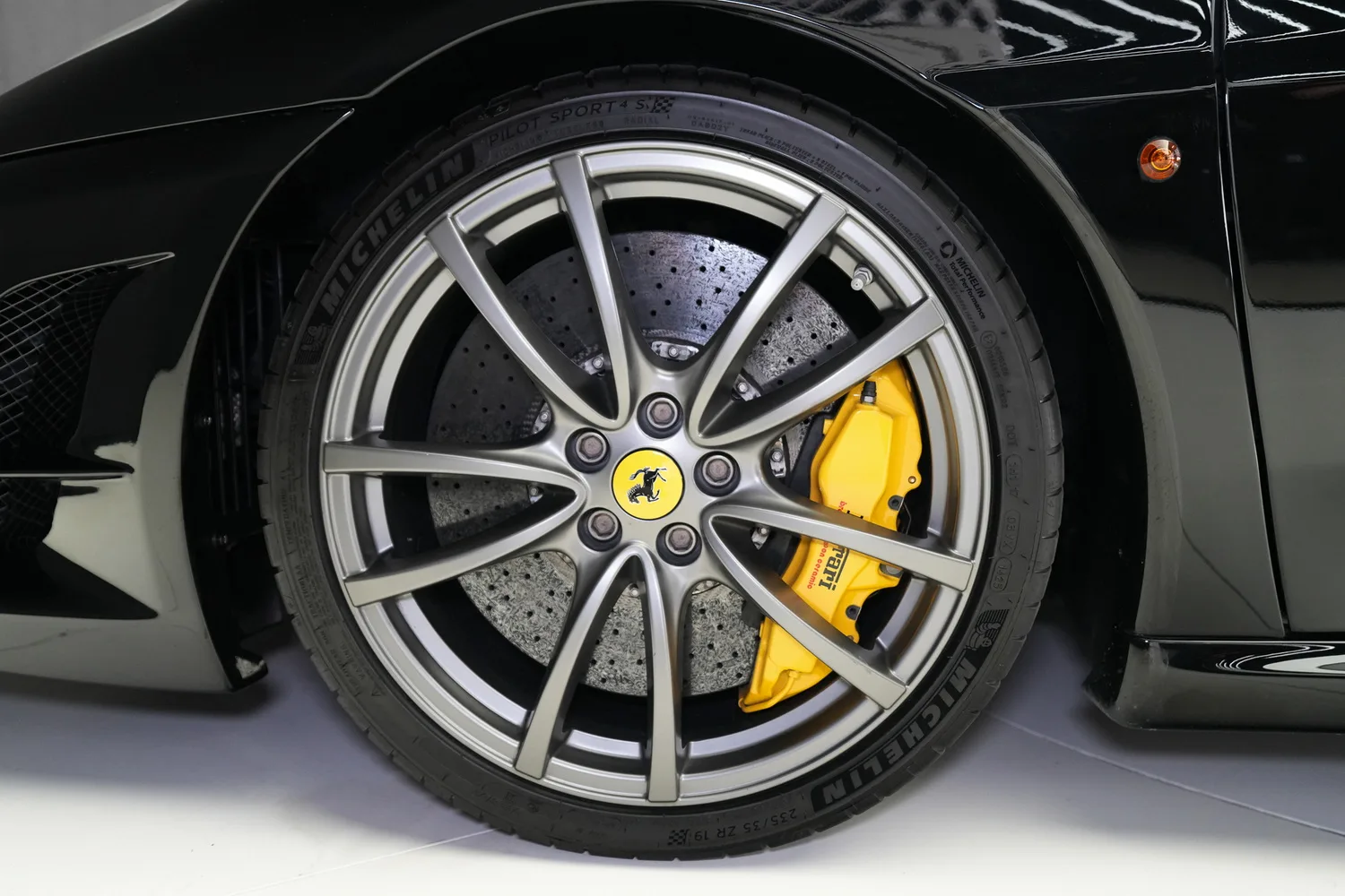2009 Ferrari 430 Scuderia, 6/16