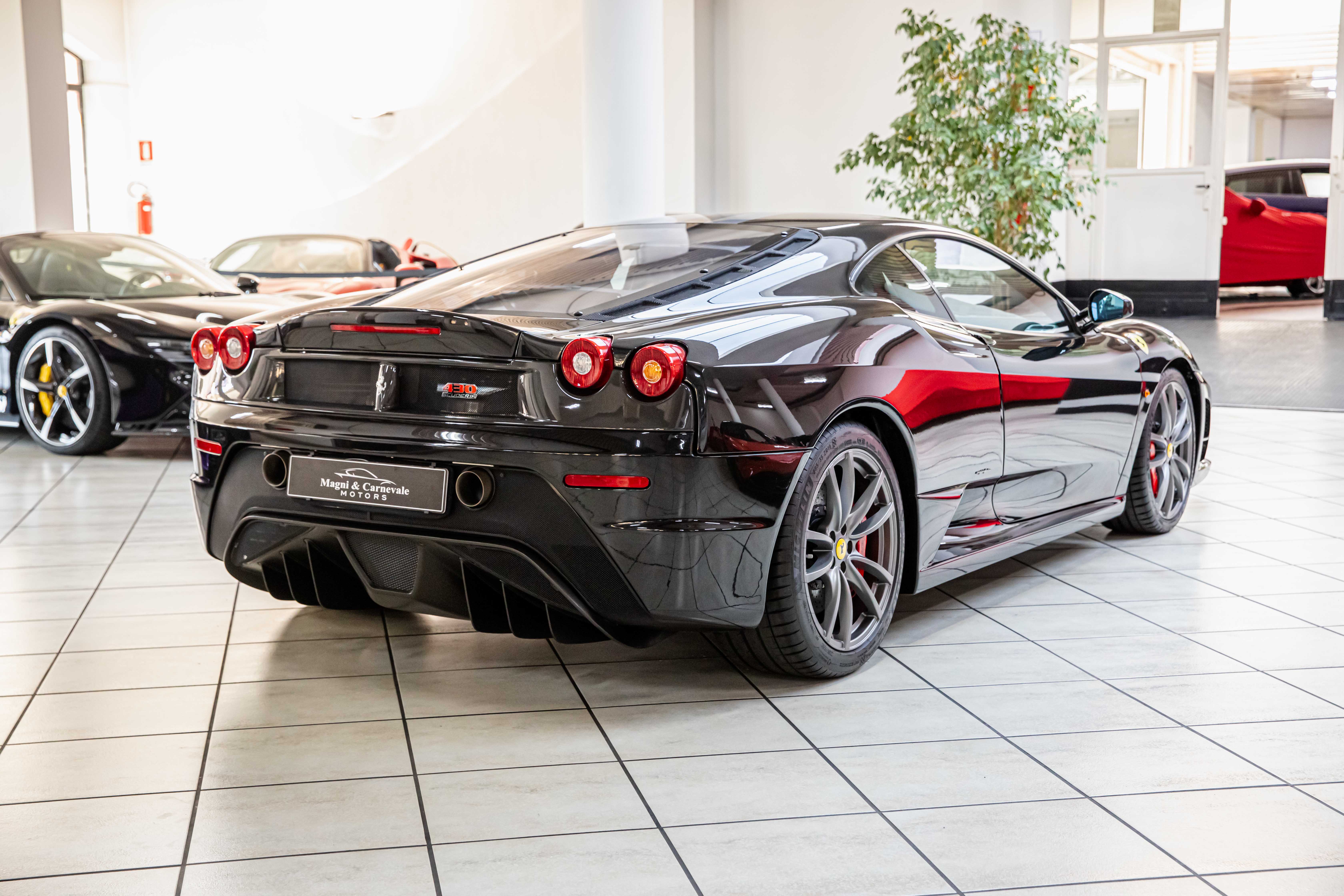 2009 Ferrari 430 Scuderia angeboten von einem Fachhändler in Milan, Italien, Foto 11 von 20