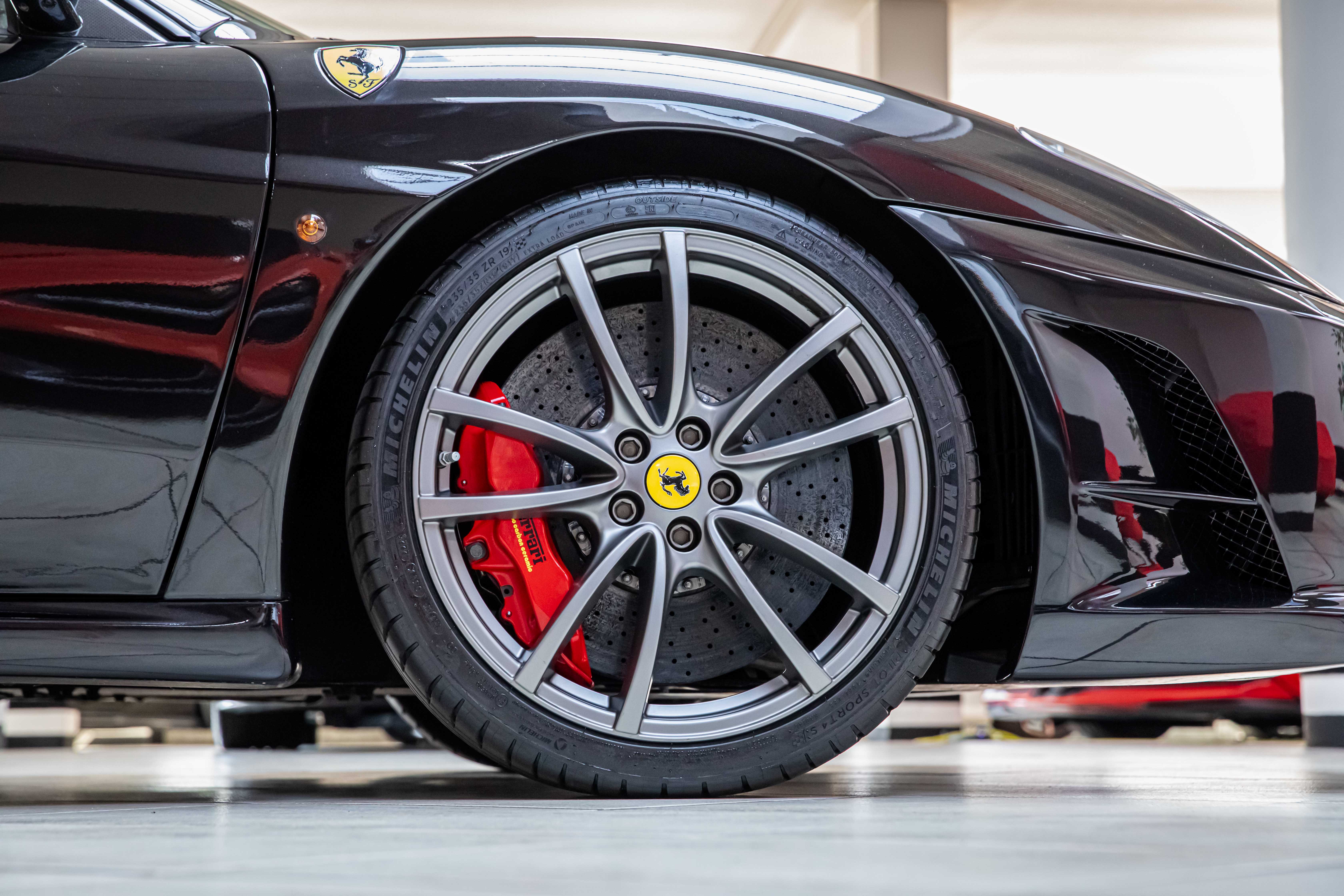 2009 Ferrari 430 Scuderia angeboten von einem Fachhändler in Milan, Italien, Foto 15 von 20