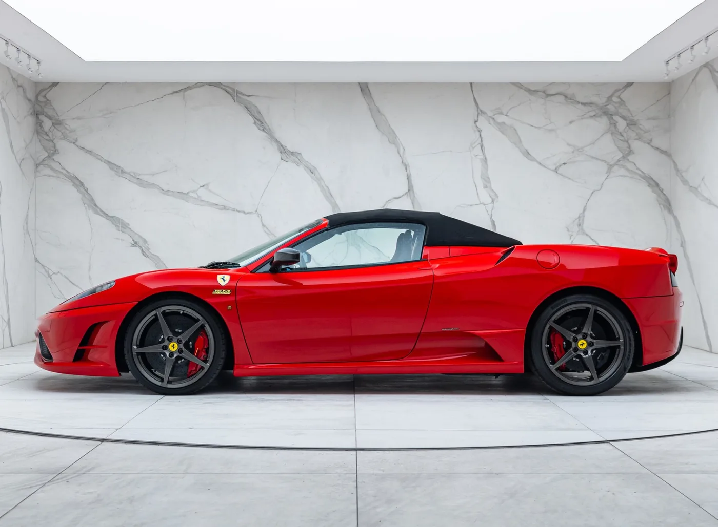 2009 Ferrari 430 Scuderia Spider 16M offered by a specialist dealer in Banstead, United Kingdom, photo 10 of 25