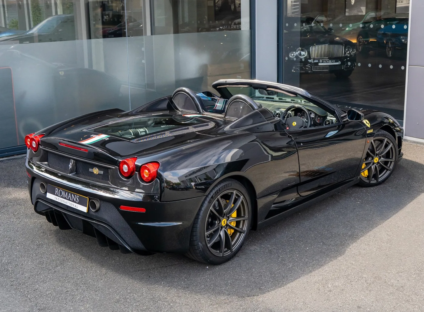 2009 Ferrari 430 Scuderia Spider 16M offered by a specialist dealer in Banstead, United Kingdom, photo 3 of 25