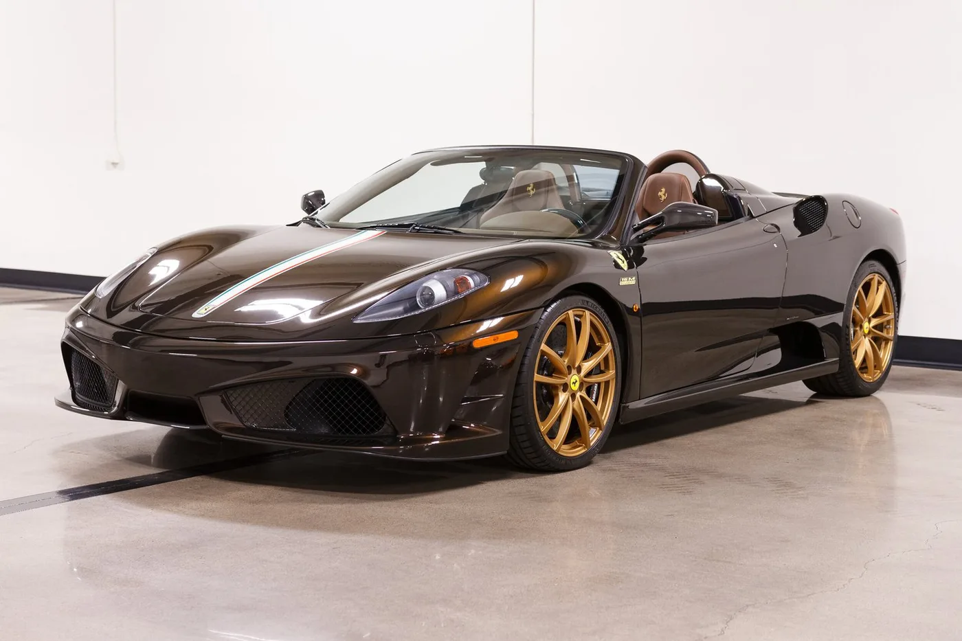 2009 Ferrari 430 Scuderia Spider 16M sold by a specialist dealer in Costa Mesa, United States, photo 4 of 15